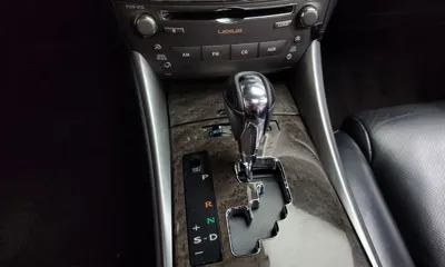 Lexus IS