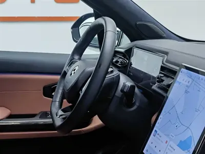 Nio EC6
