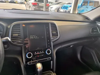 Renault-KoreaSamsung SM6