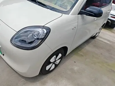 Wuling MINIEV