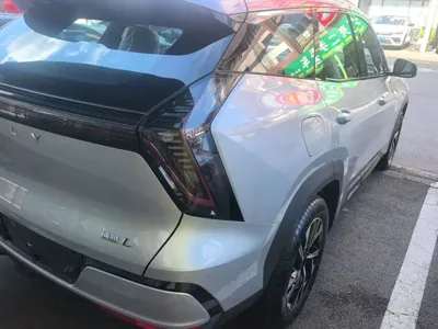 Geely Boyue L