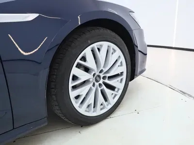 Audi A7L