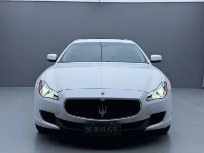 Maserati Quattroporte