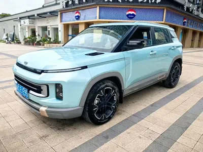 Geely ICON