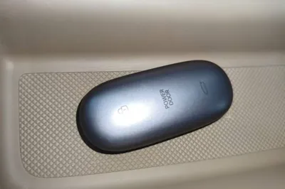 Li Auto MEGA