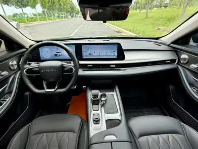 Chery Arrizo 8