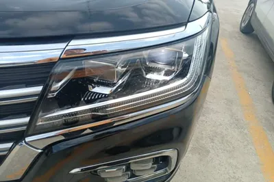Roewe RX8