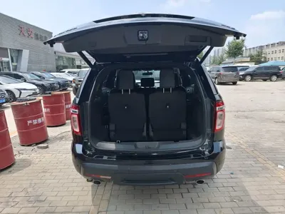 Ford Explorer (Import)