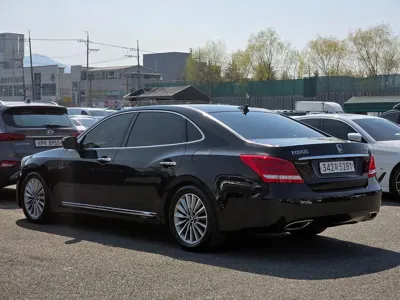 Hyundai Equus