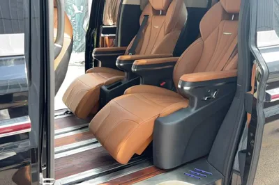Hongqi HQ9