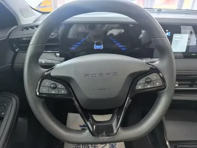 Roewe i5