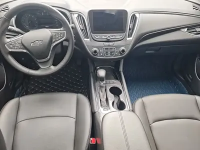 Chevrolet Malibu XL
