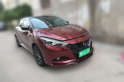 Nissan Lannia