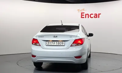 Hyundai Accent