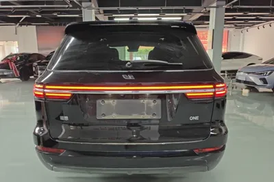 Li Auto ONE