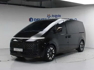Hyundai Staria