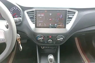 Hyundai Verna RV