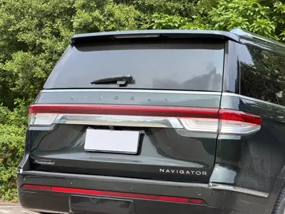 Lincoln Navigator
