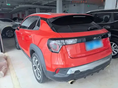 Lynk & Co 02