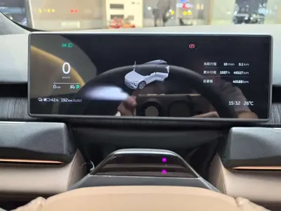 Nio ES8
