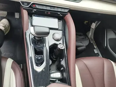 Geely Xingyue L