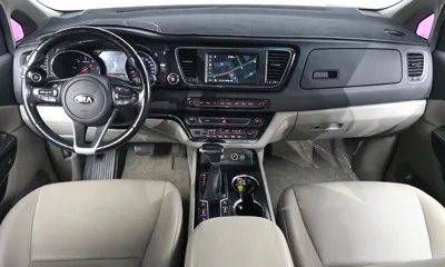 Kia Canival