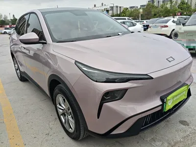 Bestune Yueyi 03