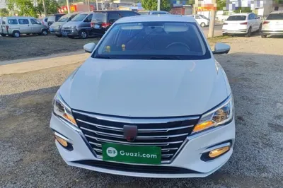 Roewe i5