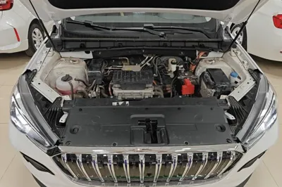 Hongqi E-HS3