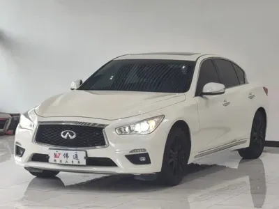 Infiniti Q50L