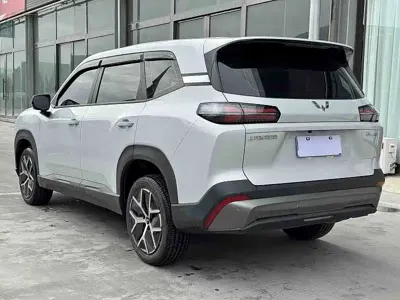 Wuling Xingguang 560