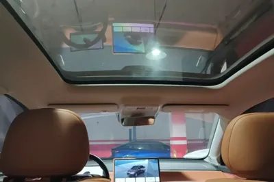 Leapmotor C10