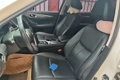 Infiniti Q50L