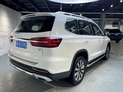 Roewe RX8