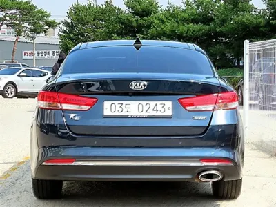 Kia K5