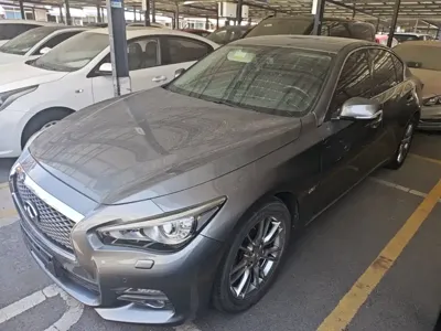 Infiniti Q50L