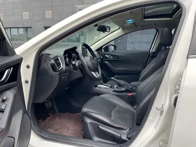 Mazda 3 Axela
