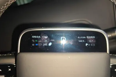 Li Auto L6