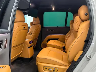 Li Auto 理想i8