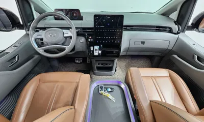 Hyundai Staria
