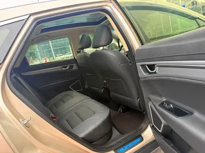 Geely Emgrand GS