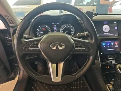 Infiniti Q50L