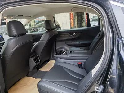 Hongqi Hongqi E-QM5