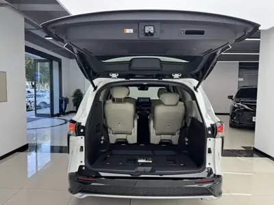 Toyota Granvia
