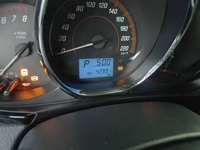 Toyota Yaris L