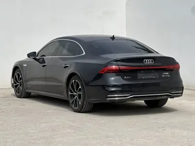 Audi A7L