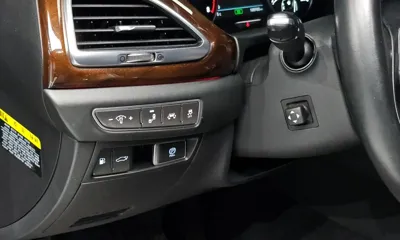 Genesis EQ900
