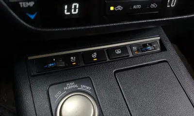 Lexus ES
