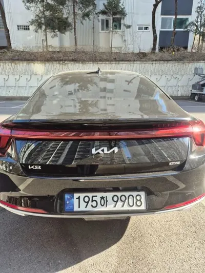 Kia K8
