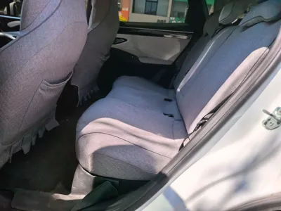Geely Galaxy L7